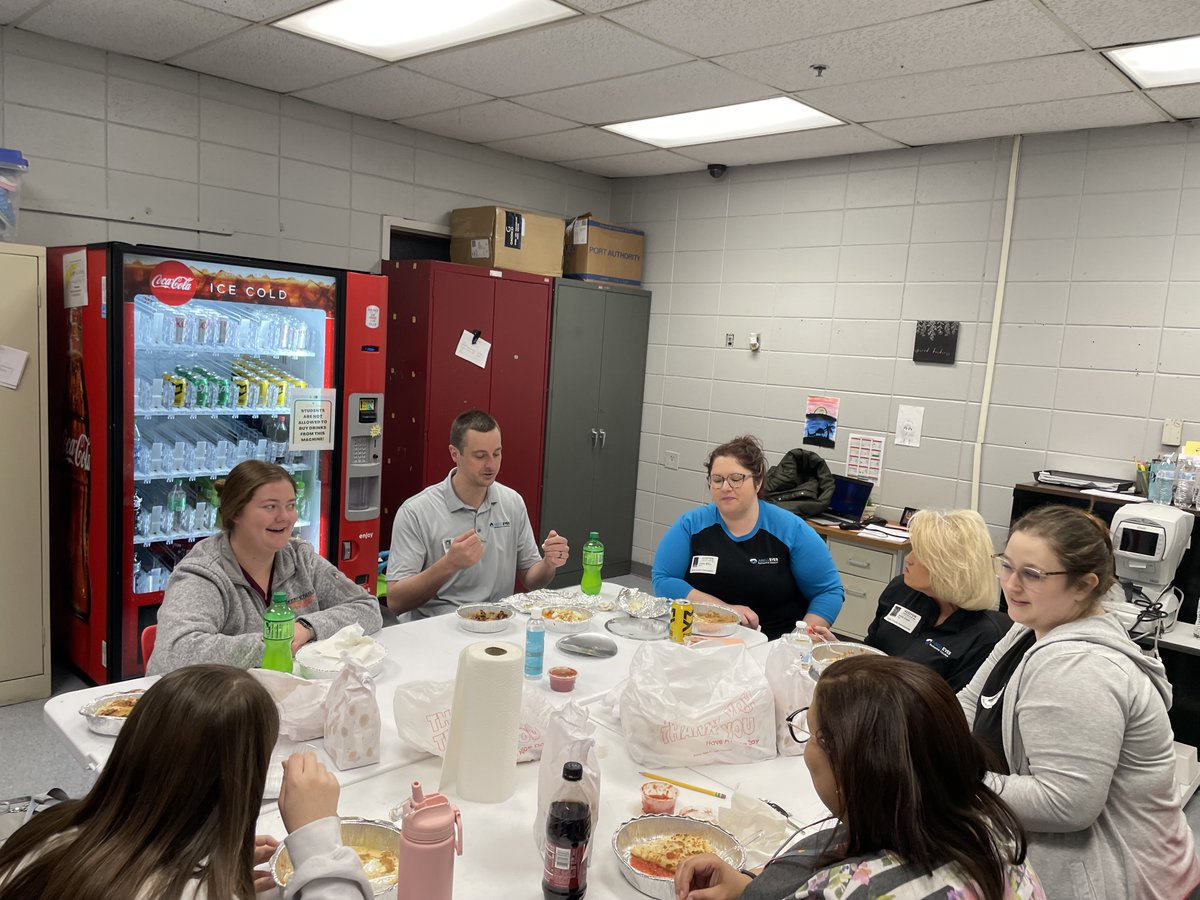 TC_Schools_KY's tweet photo. Dr. Tom Abell and his team from Abell Eyes visited the Family Resource Center on Tuesday and Wednesday to perform free vision exams for our students.
Expect greatness from our community partners!
#tcpride #tccares #TCFRC #expectgreatness https://t.co/y7S1B0GGgh