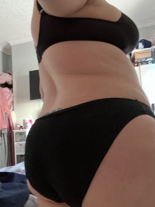 Like mommy&rsquo;s ass baby? https://t.co/sniIgrRZTk