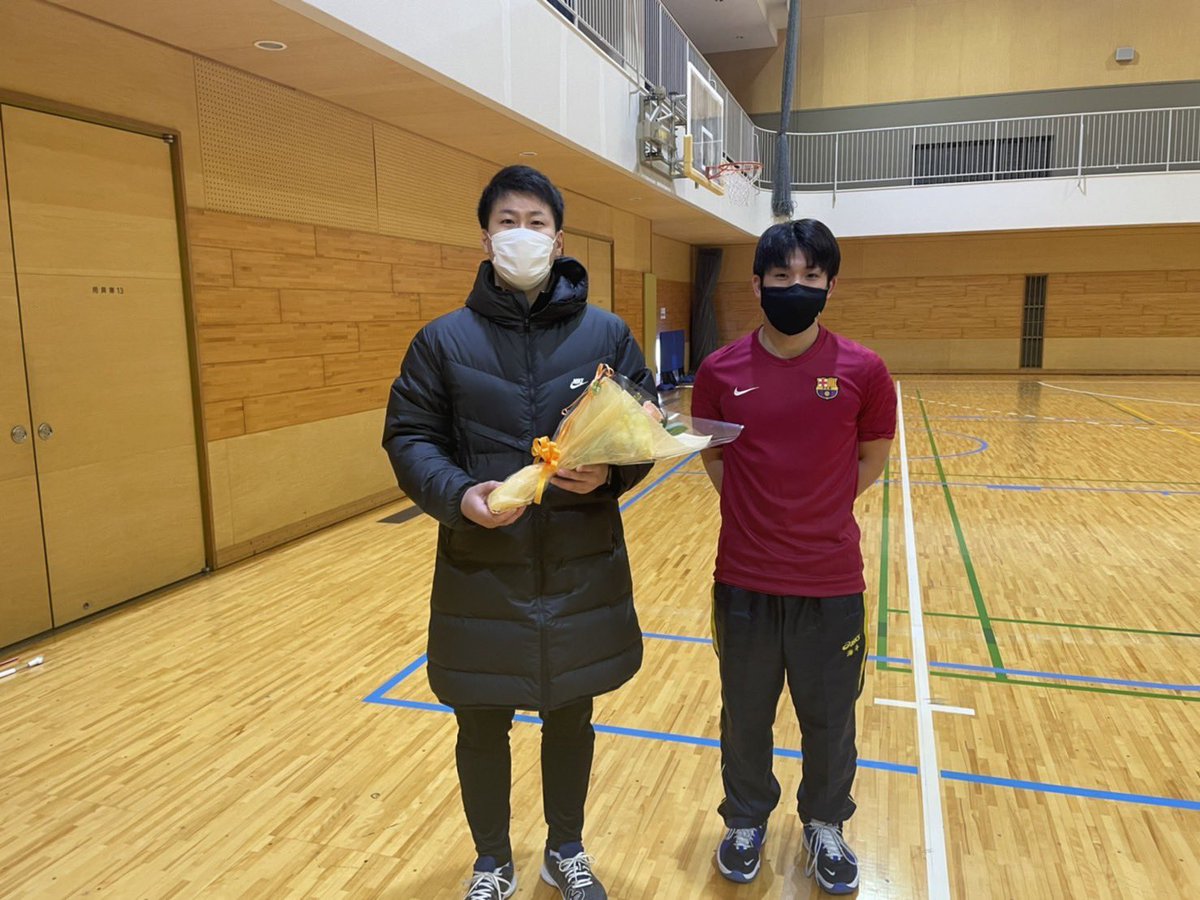 Yuya_Matsuki's tweet photo. 夕方、前任校のキャプテンから「卒業しました‼ありがとうございました‼️️」と報告の電話。
それにしても、良いキャプテンだったなー…。
社会人になっても元気に頑張って欲しい👍
＃KUWS https://t.co/PTQlph9O62
