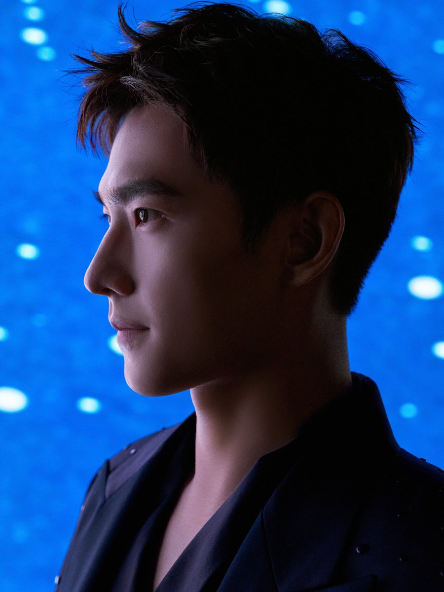 LittleNes2112's tweet photo. ลูกรักพระเจ้าชัดๆ

#YANGYANGxBVLGARI宝格丽 
KW: Brand ambassador YangYang

#หยางหยาง #YangYang #YangYang杨洋 #杨洋 #นักแสดงหยางหยาง https://t.co/eNqQiOpKyr