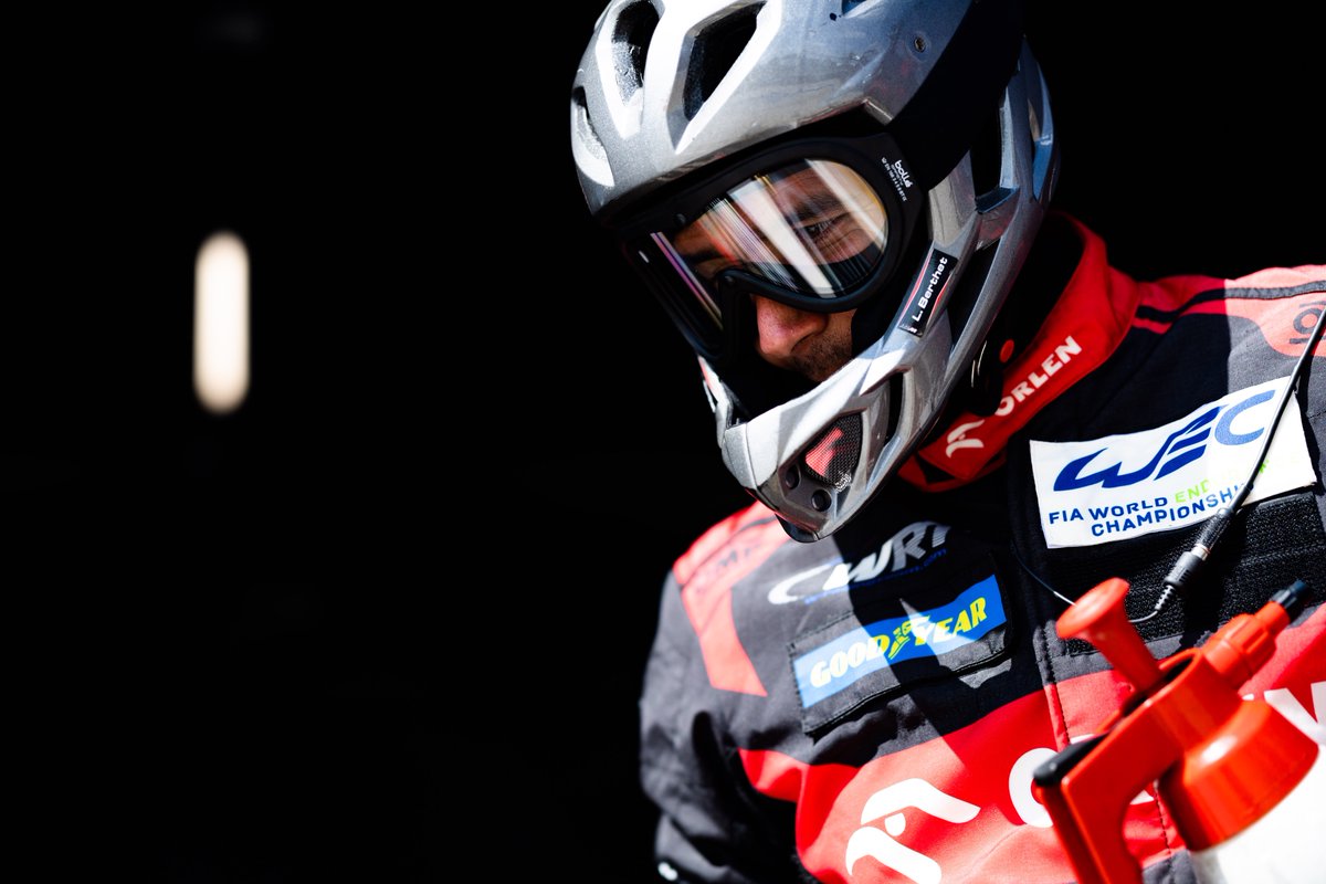 followWRT's tweet photo. A new era has arrived &amp; we want YOU to join us!🔧

Do you want to be involved in the top class in endurance racing? WRT is looking for a Car Chief for our brand new LMDh department🏁

Click here➡️for the job spec and how to apply https://t.co/8SILH8sMqY

#WRT #LMDh #MotorsportJob https://t.co/xfI7Jptuit