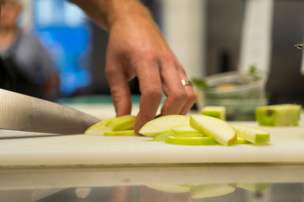 StratfordChef's tweet photo. In Our Weekly Update: Open Kitchen Classes are back, Spring Fling Contest, and more!

Read: https://t.co/4vUFmmZE45

#stratfordchefsschool #stratfordchefalumni #scsopenkitchen #lovestratford #stratfordon #cooking #cookingschool #gastronomy #culinaryarts #foodlover #foodie #chef https://t.co/FJ1vjiooox