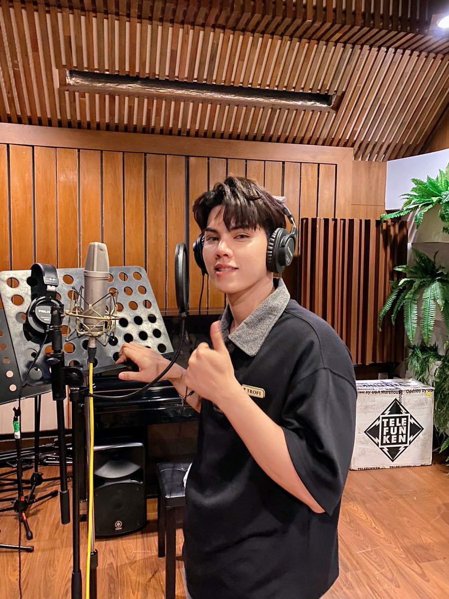 MagicCubeTH's tweet photo. They practiced so hard and hope every fans love it as they do! 💕
#LoveinTheAirinMacau https://t.co/WPGAEUSwBq