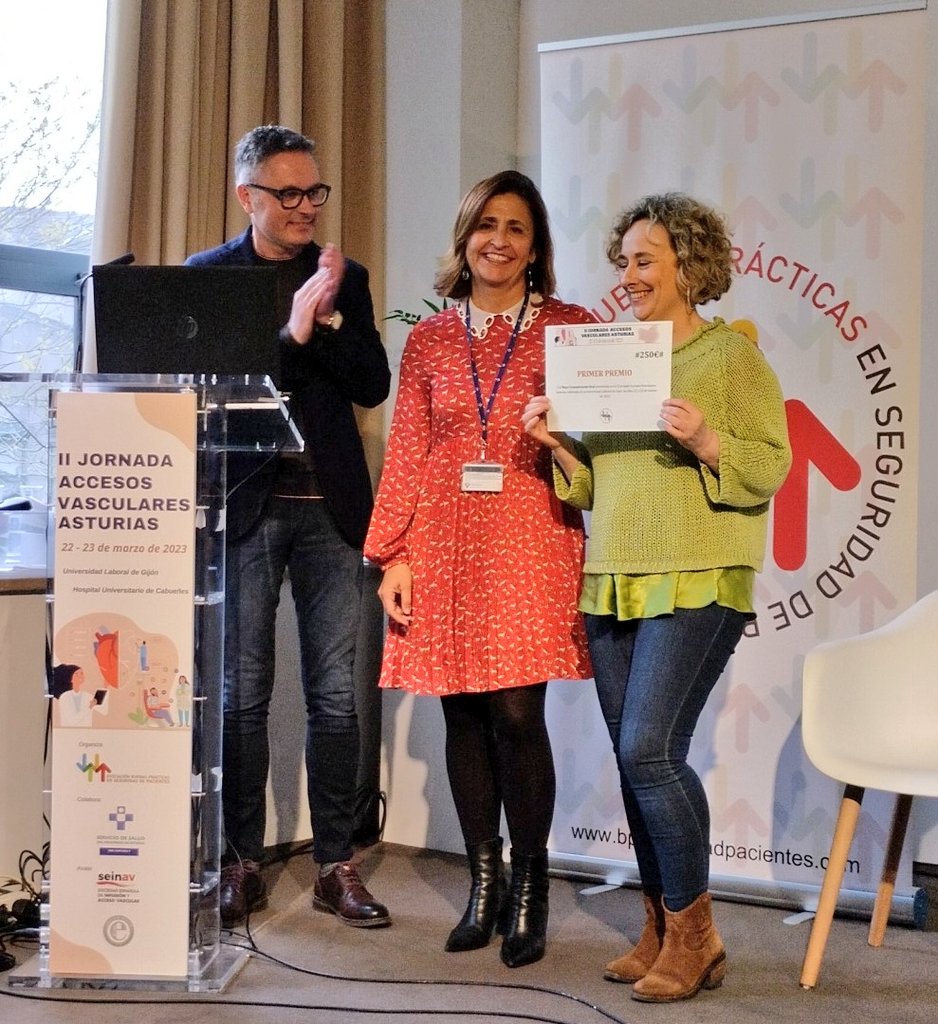 ABPSegPac's tweet photo. Entrega de premios a las comunicaciones, conclusiones y cierre de la IIJornadas Accesos Vasculares Asturias por  @CCR_BPSOAst @FlebitisZero @SEINAV_  Segundo y primer premio @ofthevega @RachelGijon @anuskacao #AreaV https://t.co/3stm8fWYxy