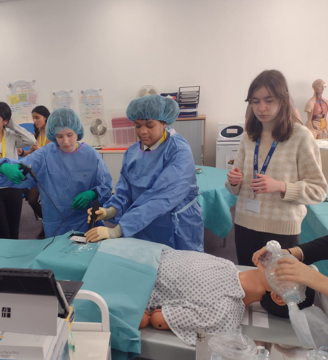 Students on work experience got to #discover what it is like working in the operating theatre. Can you guess how many 'gunshot pellets' they managed to remove from their patient? 🤔💭