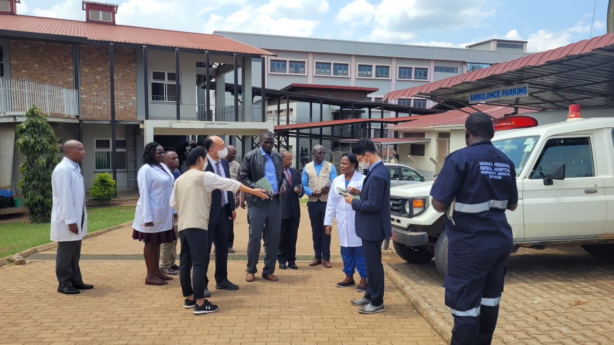 kofihuganda's tweet photo. On 13th March, 2023, @kofihuganda team led by KOFIH's Director General Dr. Bok Hyum NAM conducted a monitoring visit to #Masaka Regional Referral Hospital. Together with Masaka RRH leadership team, they went on a tour around KOFIH funded &amp; equipped facilities. https://t.co/1bElYZ3QcY