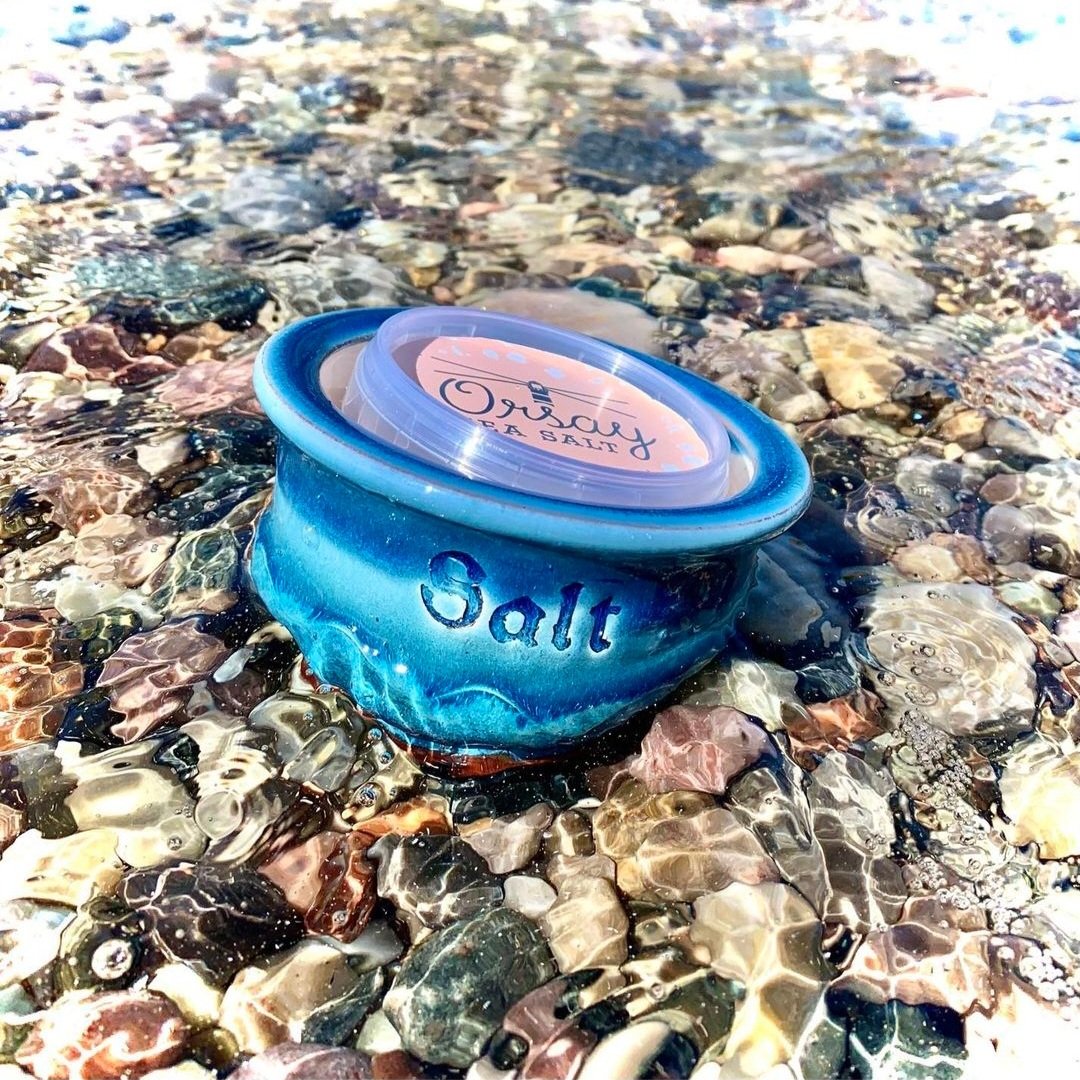 With Easter just around the corner we want to have a day of our beautiful salt bowls getting the limelight. Perfect addition to any dinner table 🌊 available now at orsayseasalt.co.uk 

#islay #seasalt