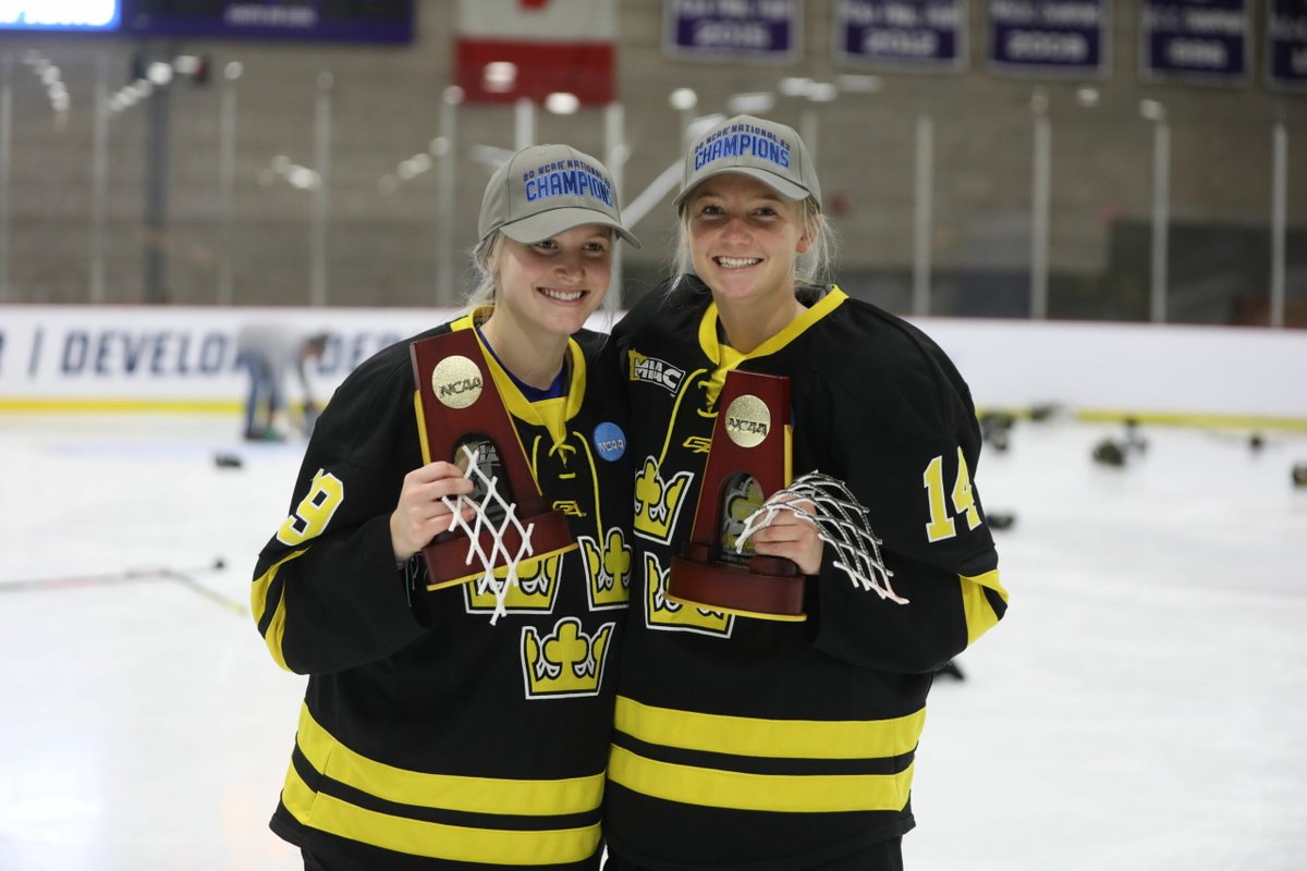 Holland sisters, Gustavus win college hockey national championship  #Aberdeen #collegehockey #GustavusAdolphus #HaileyHolland #KaitlynHolland #NCAADivisionIII #womenscollegehockey

aberdeeninsider.com/holland-sister…