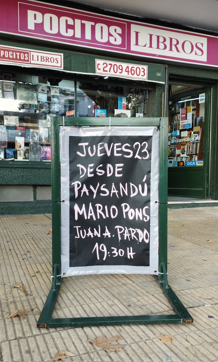 pocitoslibros's tweet photo. Hoy fecha recargada del ciclo Autores de Paysandú con presentaciones de: 'Saturno' #MarioPons con Marco Rivero y '50(+1) preguntas sobre Paysandú' @hormigapardo con @FernandoTetes Desde las 19:30 bajo las luminarias de la librería amiga #pocitoslibros ¡Actividad libre y gratuita! https://t.co/vu6MjyaJ4b