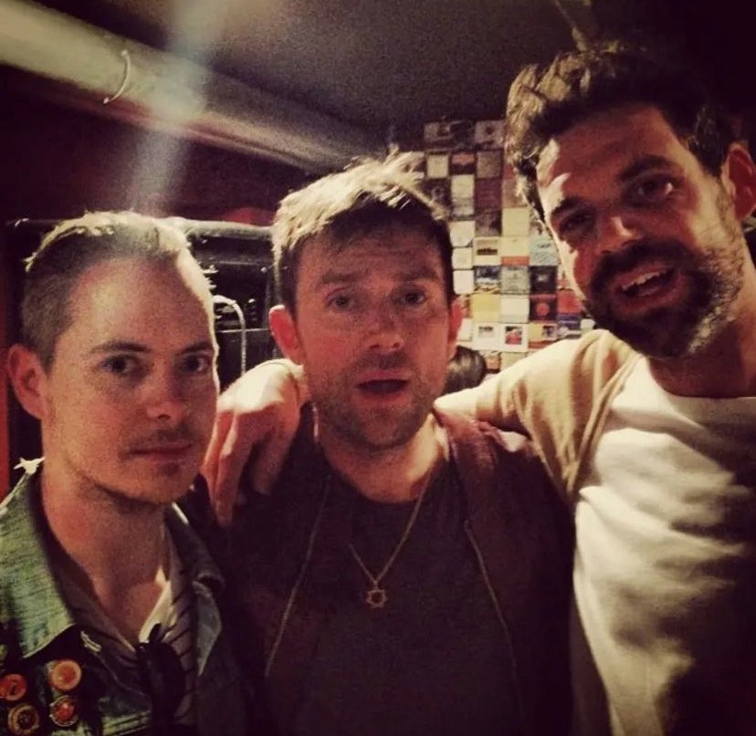 One of these drunkards is 55 today. Happy birthday greeeeetings to Damon Albarn! 