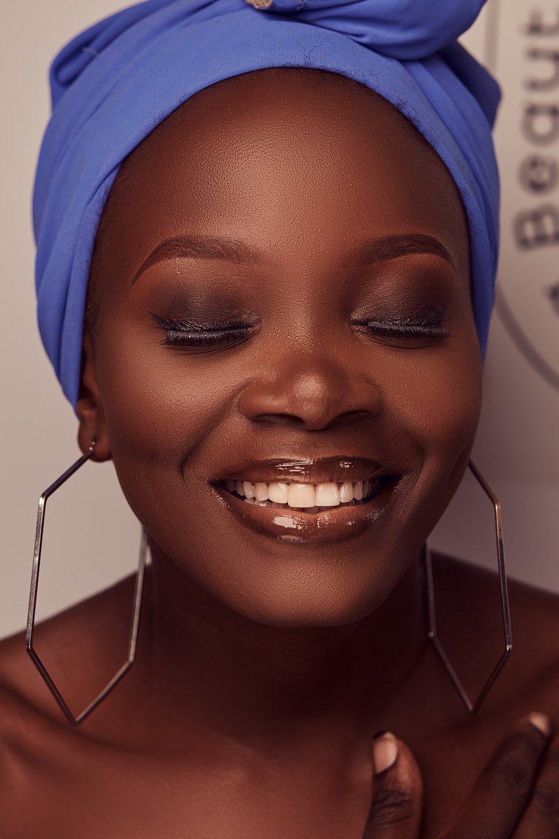 kigabeautmakeup's tweet photo. Serving melanin🤎
Look simple today at KBM! https://t.co/zYNC28W4DD