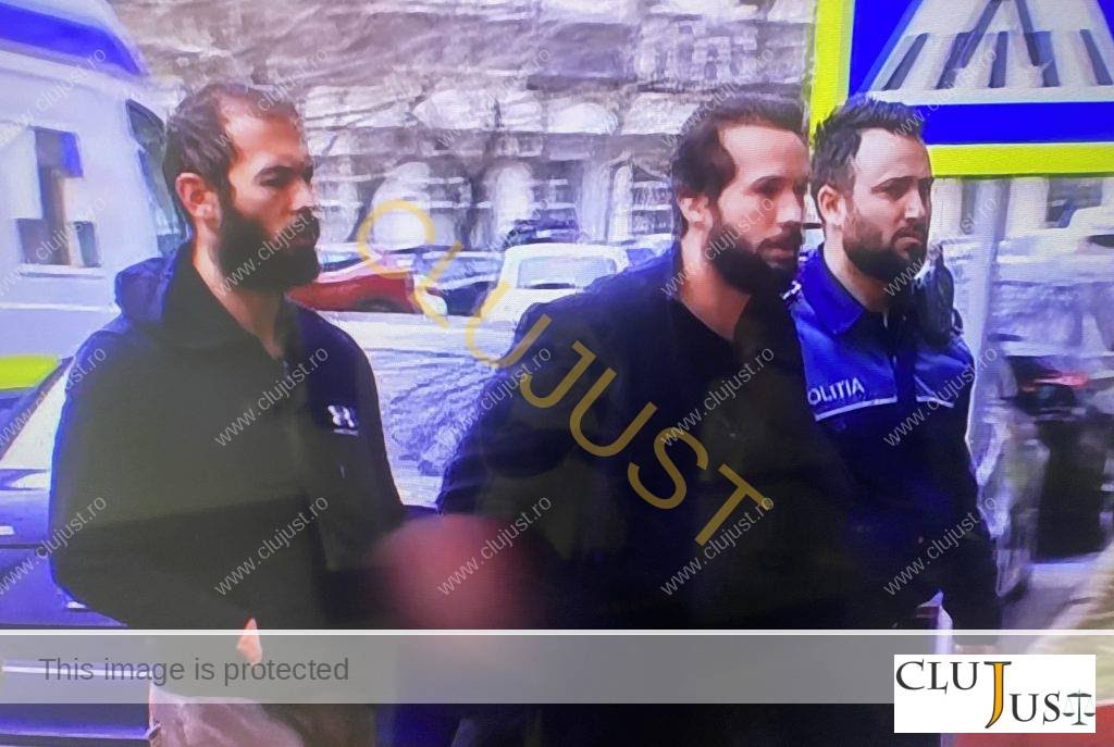 🚨BREAKING NEWS🚨

Latest picture of the Tate brothers.

Andrew looks so skinny💔🥹

Pray for the Tate brothers

This truly broke my heart.

#andrewtate #cobratate #freethetates