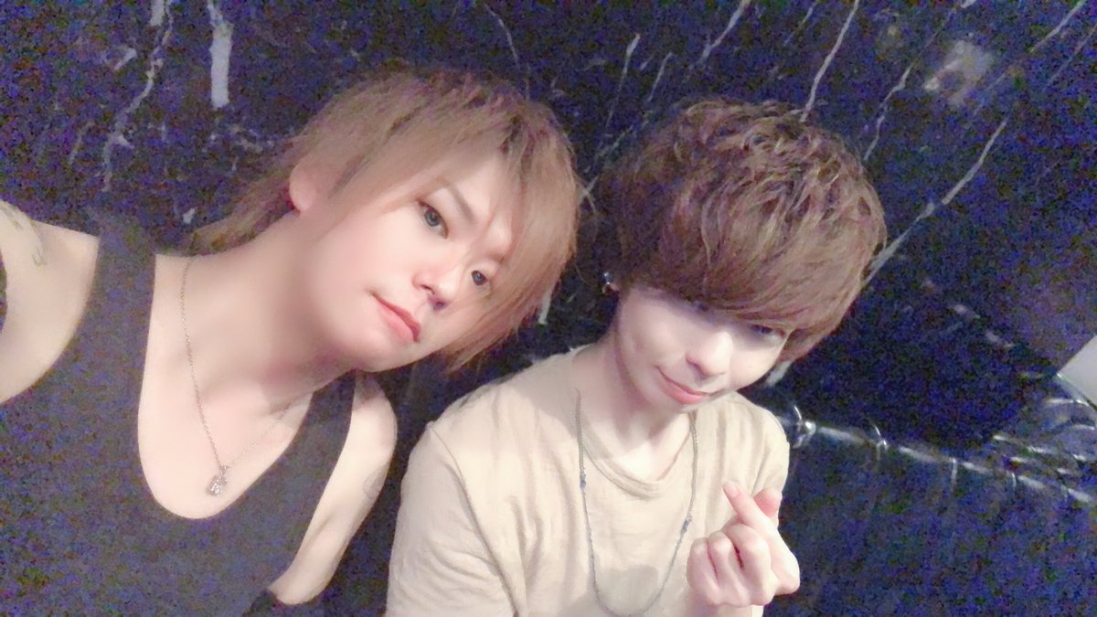 B.T.S退店まで今日合わせて後8日
楽しかったなー

#ホスト #キャバクラ #歌舞伎町 #ミナミ #ジャニーズ 
#イケメン #BTS #いいね

<a href="/c_bts_ryusei/">新横浜琉星</a>