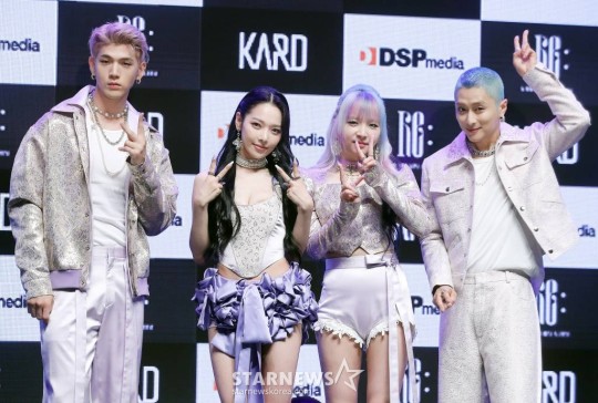 #KARD confirmed to make a comeback with a new album this April. entertain.naver.com/now/read?oid=1… #KoreanUpdates VF