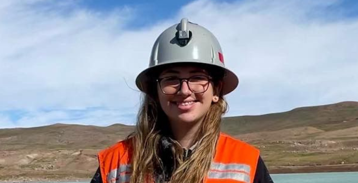 Poder_Liderazgo's tweet photo. [Opinión] La Minería: una gran alternativa para mujeres STEM https://t.co/gEaHFf3xFY https://t.co/bUPNzFEEiJ @AuiNrao @CodelcoChile #mujeresSTEM https://t.co/GPMb8ZZTuz