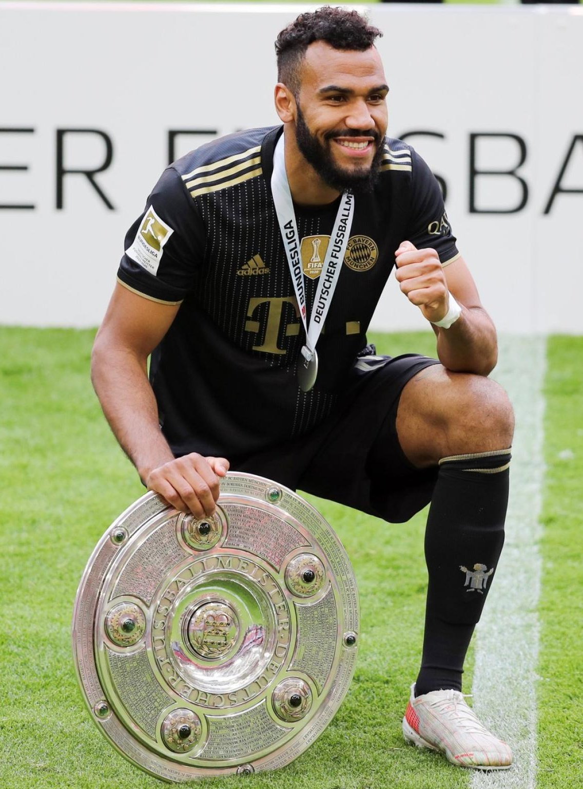 Happy 34th birthday, Eric Maxim Choupo-Moting!   