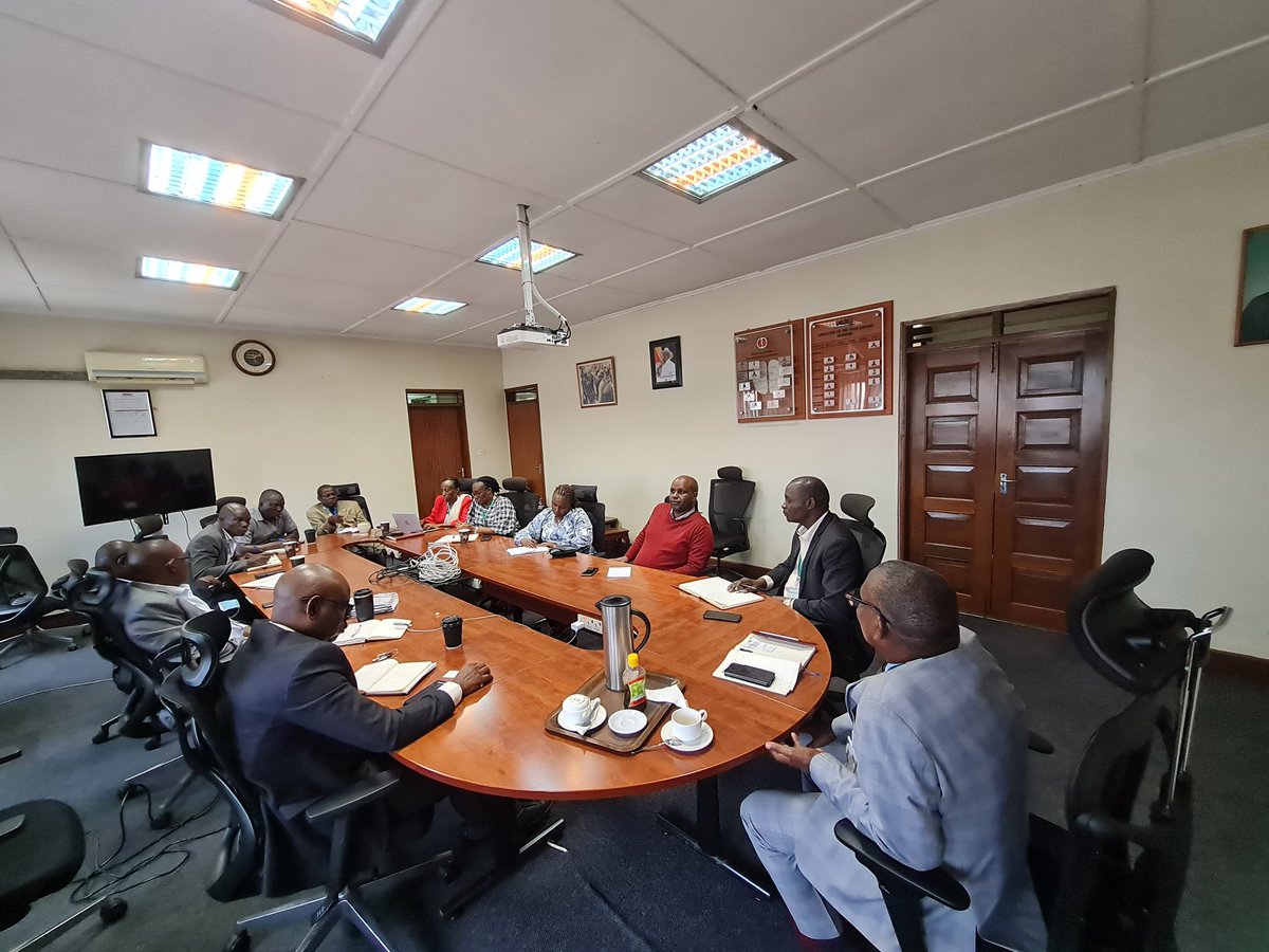 CoffeeUganda's tweet photo. Our management team, led by @EIyamulemye, met a team from @RootCapital, a
nonprofit organisation working with coffee cooperatives &amp; SMEs in Uganda.
The discussions centred on plans to support more stakeholders across the
country. https://t.co/V2wtZUMQc1