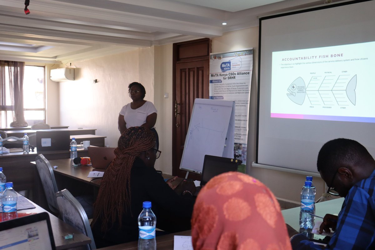 MeTAKenya2018's tweet photo. The facilitator taking the participants through the accountability fishbone to help them understand and highlight the various issues in service delivery system and how to identify the various root causes of the gaps. @PATHtweets @MalkiaJeddy
#MeTATraining #SocialAccountabiliy https://t.co/sdKIf2iANn