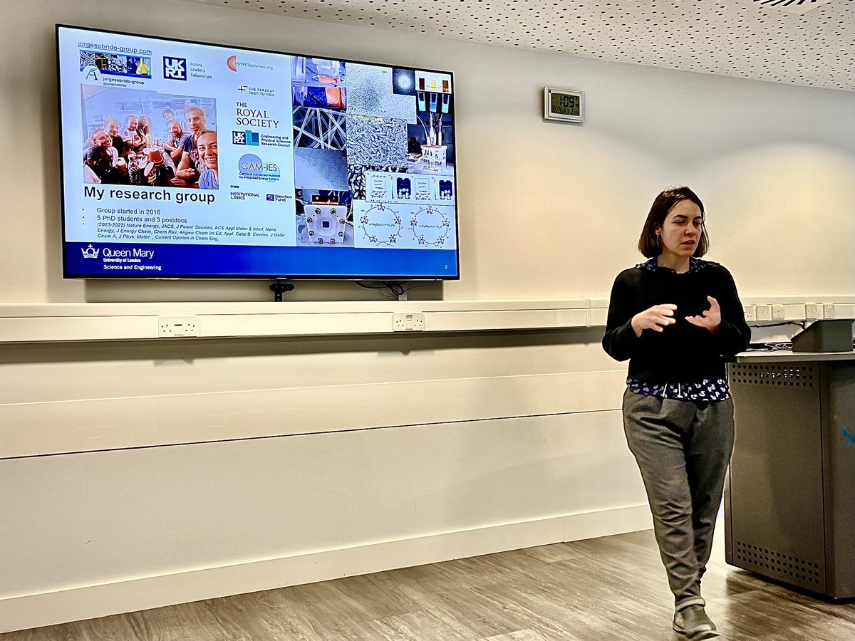 Dimitra_G21's tweet image. Many thanks to Ana Jorge Sobrido @jorgesobrido from @QMUL for delivering an excellent talk at the SEMS group meeting @ECSUoS talking about #RedoxFlow #Batteries #DeepEutectic #Solvents and #electrospinning #UKRIFLF @UKRI_News @UoSMedia