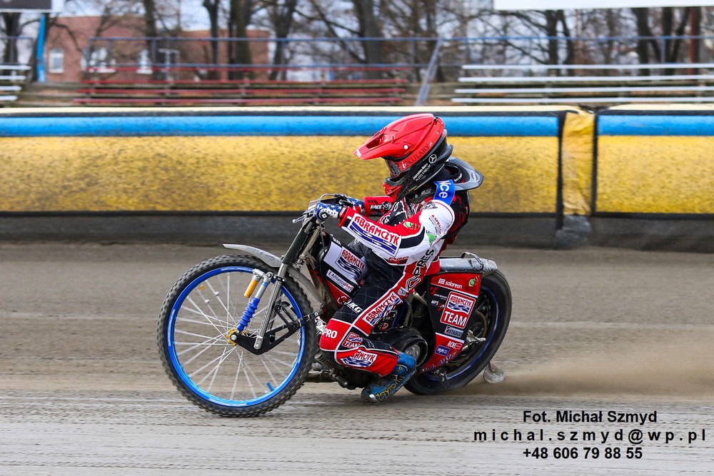 michal_szmyd's tweet image. 20.03.2023
Treningowo z Wiktorem Przyjemskim. 
Różne ujęcia, różne obiektywy - jak to na treningu ;-)
@PoloniaBDG @BydgoszczPL #polonia #bydgoszcz #wiktor #przyjemski #practice #ontrackagain