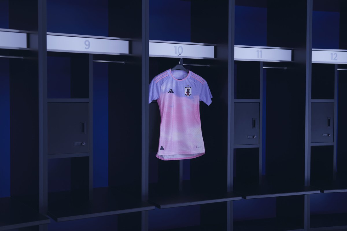 classicshirts's tweet photo. 🚨 Shirt Alert 🚨

Inspired by the sunsets over Mount Fuji, Japan have released their away shirt ahead of the Women's World Cup this summer!

It's a beauty. https://t.co/Dbs1XXyKd9