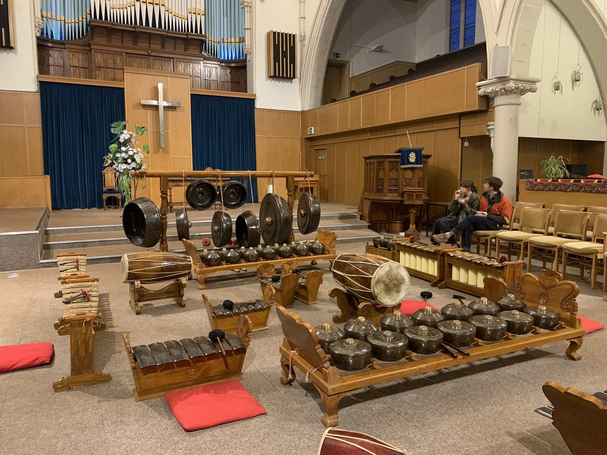 chloesaywell's tweet photo. A magical open evening last night introducing the project Resonate, we have Gamelan in Sheffield! Thank you @SGVibrations and Sam for your expert workshop facilitation, Highfield Trinity Church for laying the foundations of well-being, spirituality and creativity. https://t.co/CL7mDkt9gA