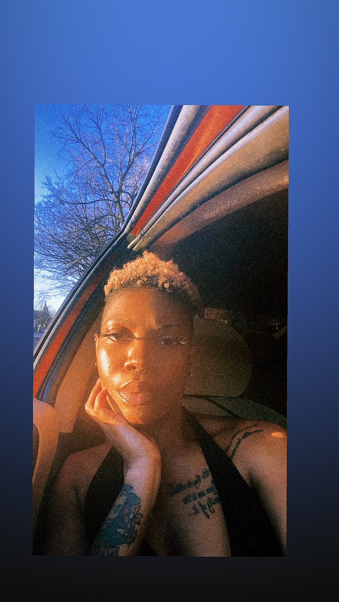 Mekaa_Chu's tweet image. Just Breathe🌬️🌹, she naturally fine.