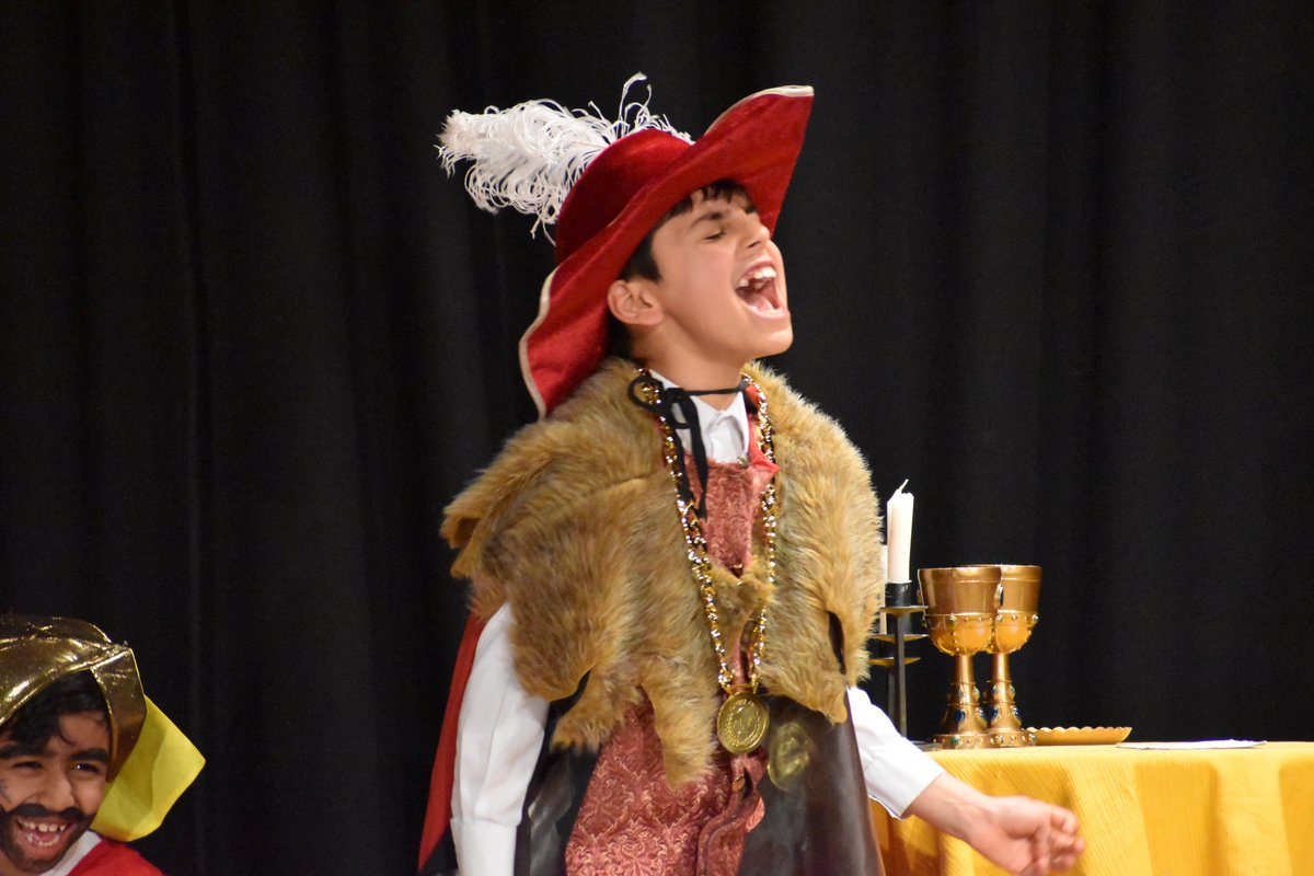 stjsnorthwood's tweet image. 🌟 What a performance! Our Junior boys put on an amazing performance of ‘Robin Hood and the Sherwood Hoodies’ last night. Lots of talent and laughter all around! Well performed boys! 🎭 #Drama #SchoolPerformance #ShowTime