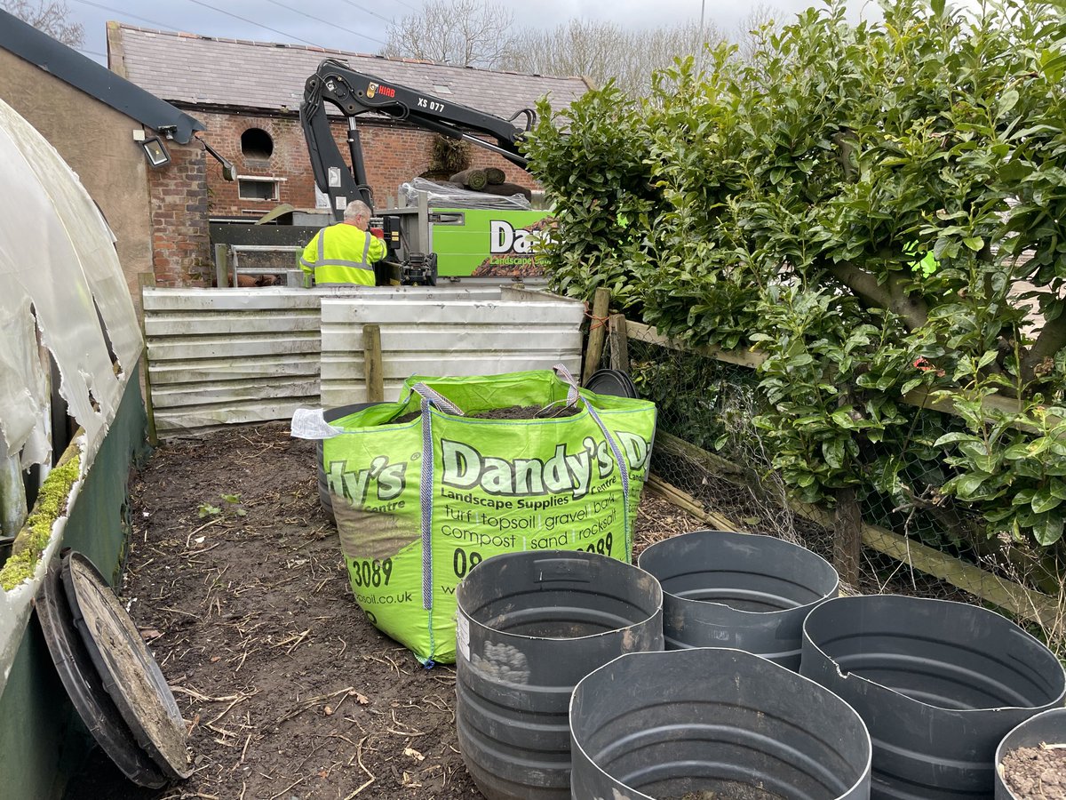 Andrew Walton tweet media