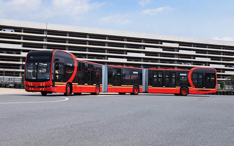 Rita_Maestre's tweet photo. Tenemos diseñada una red de autobuses eléctricos de alta velocidad similares a estos. Necesitamos una revolución del transporte publico en Madrid y la voy a llevar a cabo en cuanto gobernemos. https://t.co/PhVzsSvUdt