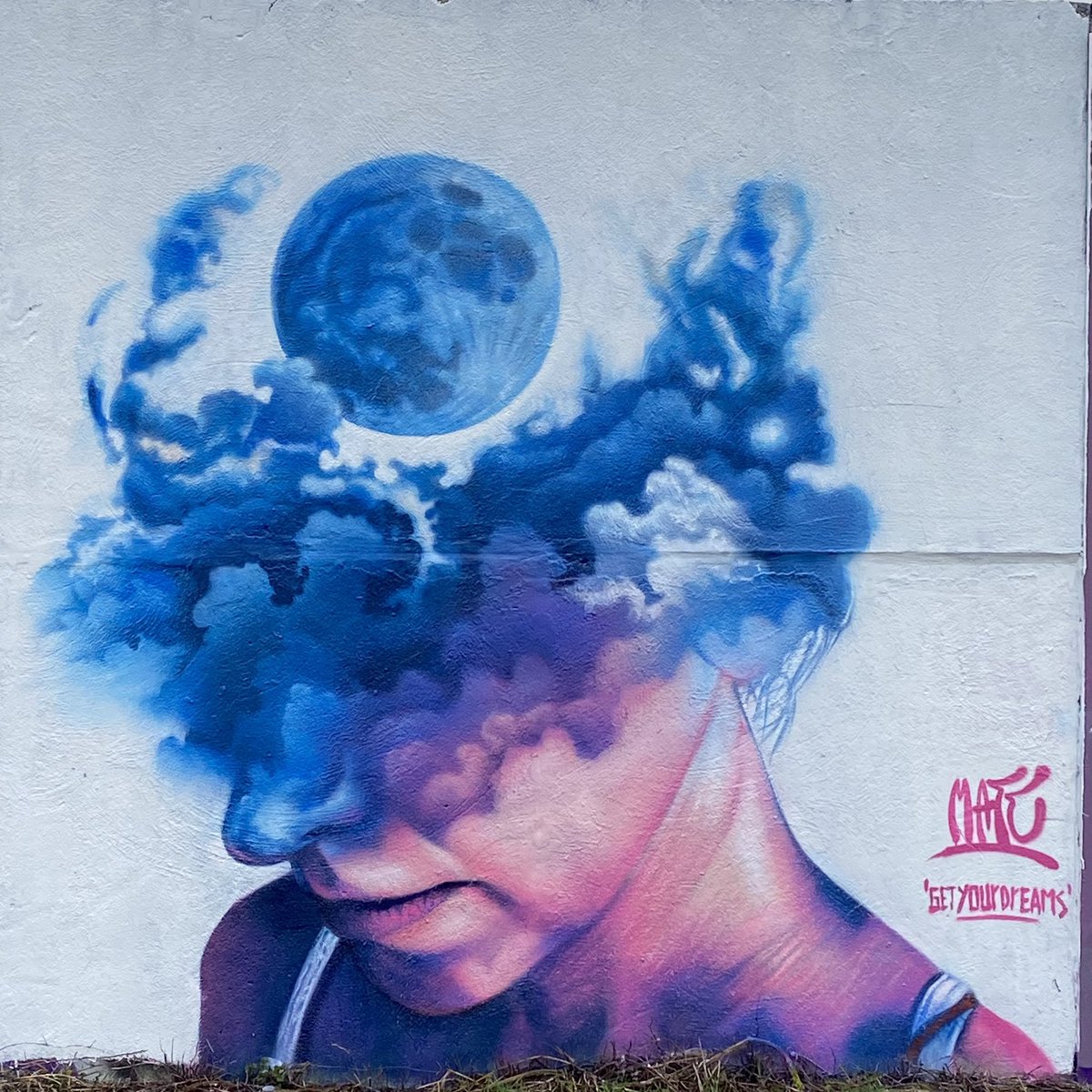 bjoernhesse's tweet photo. Geheimtipp in #Berlin: Schaut mal im Nordbahnhofpark vorbei! Jeden Monat gibt es hier neue Graffitis, kuratiert von der Graffiti Lobby Berlin. Aktuell lauter Werke zum Thema #Equalty wegen International Women‘s Day. Lohnt sich - nicht nur zur Kinderwagenrunde. #NorthsideGallery https://t.co/tecS1zNWFW