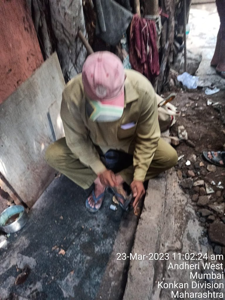 PaniHaq's tweet photo. साथियों जिन्दाबाद!!!

आप सभी को बताने के लिए बेहद खुशी हो रही है। हमारे साझे संघर्ष को सफलता मिली हैं। आखिरकार सिद्धार्थ नगर, अंधेरी बस्ती में कानूनी कनेक्शन होना शुरू हुआ है। सिद्धार्थ नगर के साथियों की जीत हुई हैं। 

आईये इस सुवर्ण क्षण का हिस्सा बने! 

#Water4All #water4life https://t.co/K6wEJZ7eJt