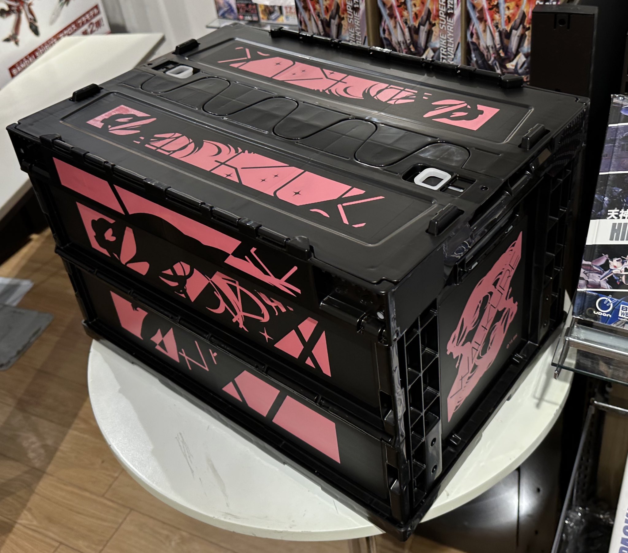 ワルキューレ コンテナボックス マクロスΔ マクロスデルタ サンコー 天神英貴 マクロス40周年記念展 - অনুসন্ধান / X