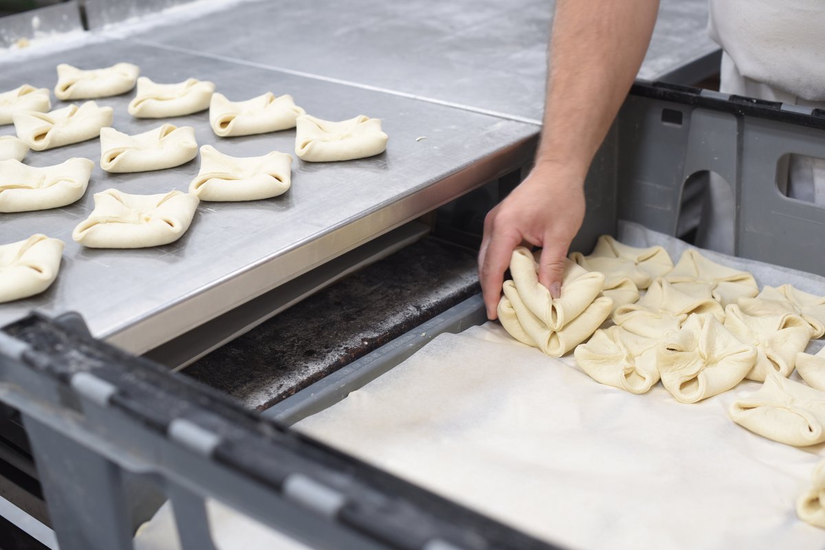 Breadwinner Bakery tweet media