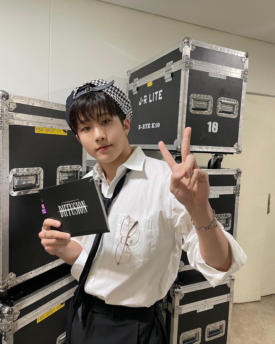 jinwoopudding's tweet photo. 230323 #JINST
(No caption)
ᴖᴥᴖ
#아스트로 #ASTRO #진진 #JINJIN #ジンジン #朴真佑 @offclASTRO
🔗https://t.co/egPlsf6rWz https://t.co/7UY1lrgSyT