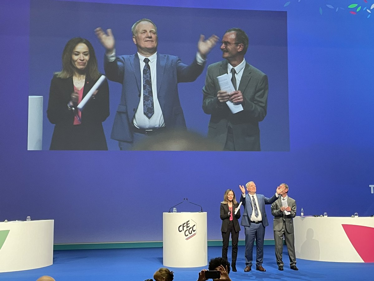 Toute l’équipe fédérale #CFECGC TRANSPORTS présente à Tours au 38eme congrès de la CFE-CGC et heureuse de soutenir un magnifique nouveau trio confédéral.