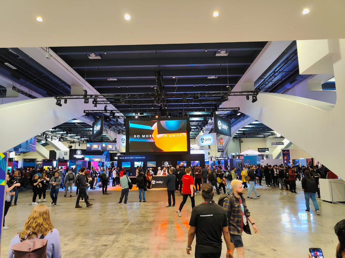 Aavega_Studio's tweet photo. Day 3 at GDC! The day is super amazing! It's always been a wonderful experience to connect with new people, sharing expert insights, and talking opportunities.
Drop by and say hi to us!

#gdc2023 #gdc #aavegainteractive #gaming #gamesolutions https://t.co/0on7XdpIBw