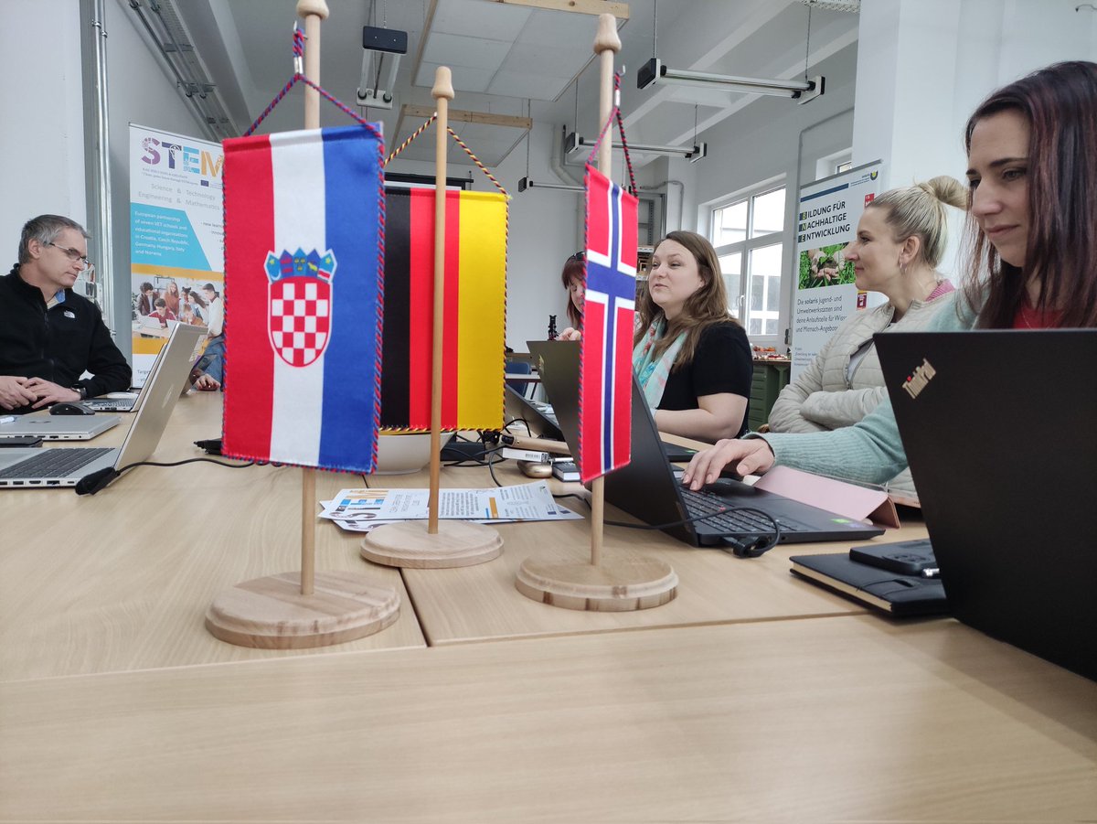 t2iscarl's tweet photo. Stem sport clubs ė un progetto Erasmus+, promuove le materie tecnico-scientifiche per ragazzi e ragazze appassionate in concreti laboratori! t2i è a Chemnitz per un incontro di scambio di buone prassi. Seguite il progetto su https:\\https://t.co/63ewO51i3O #ErasmusPlus #quisifa https://t.co/VYVnwCIDwT