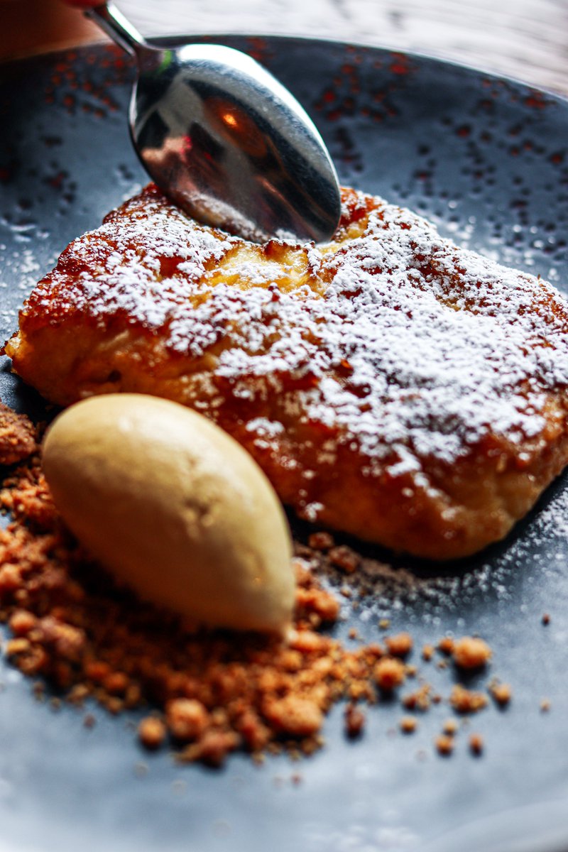 Nuestra torrija de brioche caramelizada. Para acabar tu comida como mereces.

📍 Avda. de los Arces, 11.Reservas en el link en bio o llamando al 910 58 11 21.

#SomosTaramara #taramareando #queesgerundio #taramara #producto #criterio #sabor #restaurantesmadrid #sala #torrija