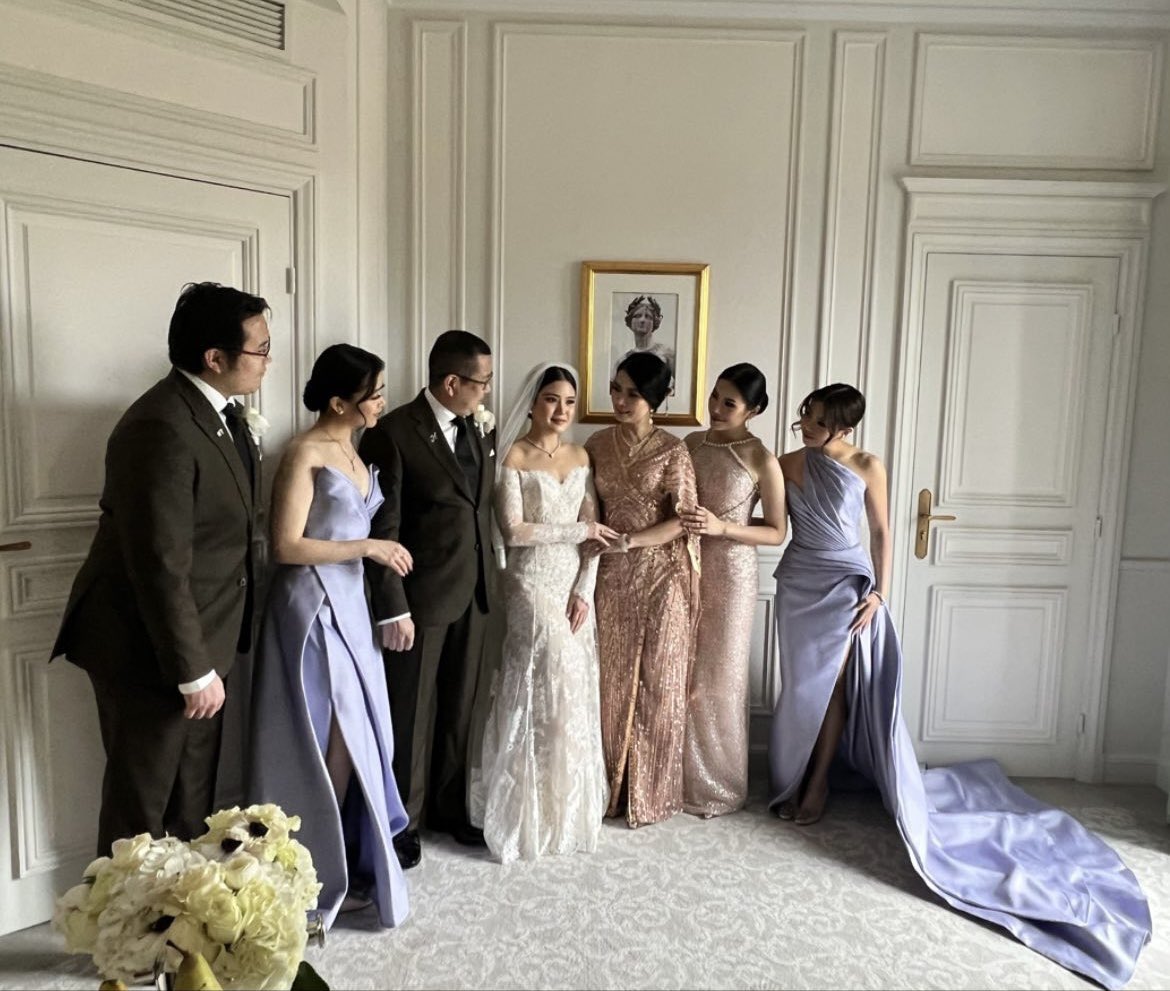 caramelsfrappe's tweet photo. The Wedding Day 
Kevin Sanjaya Sukamuljo &amp; Valencia Herliani Tanoesoedibjo 🤵🏻👰🏻‍♀️

Thursday, March 23, 2023 
Paris, France 
#KevinValenInLove https://t.co/vwjDK87Dma