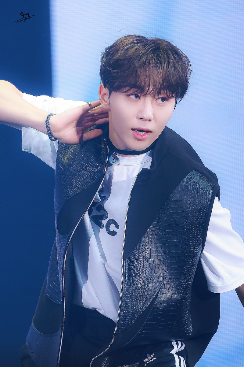kwanranghaes's tweet photo. pls stop https://t.co/PRLI3ICJNb