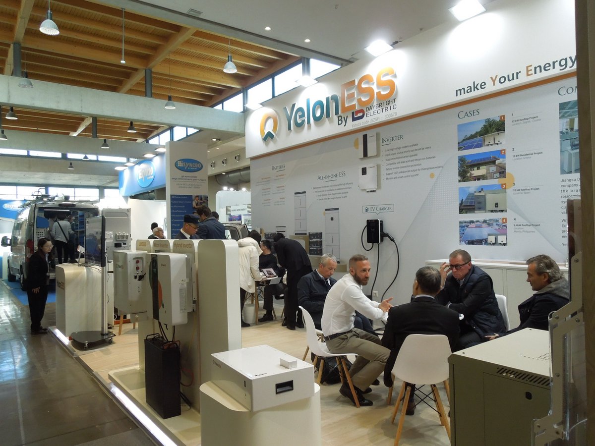 Yeloness's tweet photo. Join us at Key Energy in Rimini, Italy and discover the latest innovations in renewable energy solutions. Visit us at booth D6-031and let's shape the future of energy together. #KeyEnergy #renewableenergy #yelonESS #keyenergy2023 https://t.co/OqiIHII221
