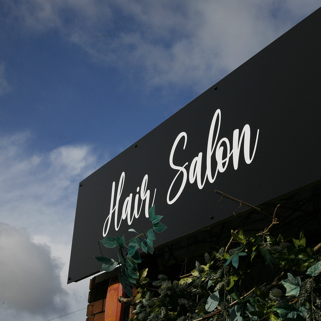 Signspeed's tweet image. 9metre Fascia with Stand-Off Acrylic Lettering for Twisted Tangles in Kilgetty! Looking for a wow entrance for your salon or shop? Give us a call ☎ on 01646 651799 or email us 📧 at mail@signspeed.com 
#serioussignsolutions #signage #signsdesignprint #3dlettering #shoplocal