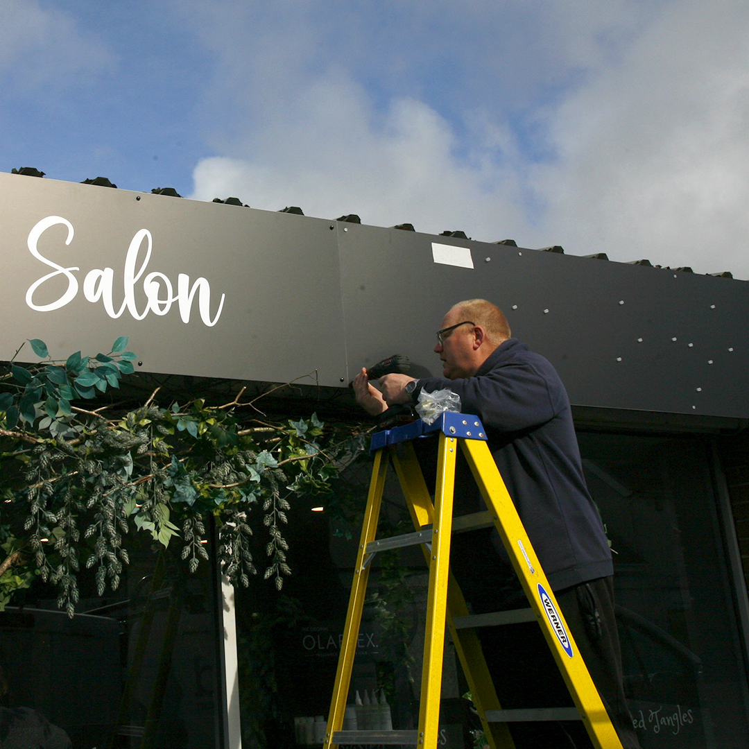 Signspeed's tweet image. 9metre Fascia with Stand-Off Acrylic Lettering for Twisted Tangles in Kilgetty! Looking for a wow entrance for your salon or shop? Give us a call ☎ on 01646 651799 or email us 📧 at mail@signspeed.com 
#serioussignsolutions #signage #signsdesignprint #3dlettering #shoplocal