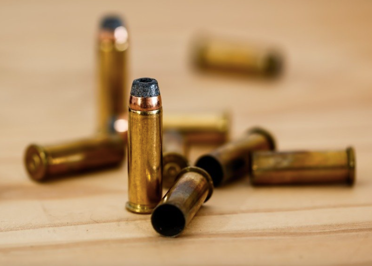 Policías y presuntos delincuentes se enfrentan en Matamoros 
wp.me/p4HSQj-1sCh