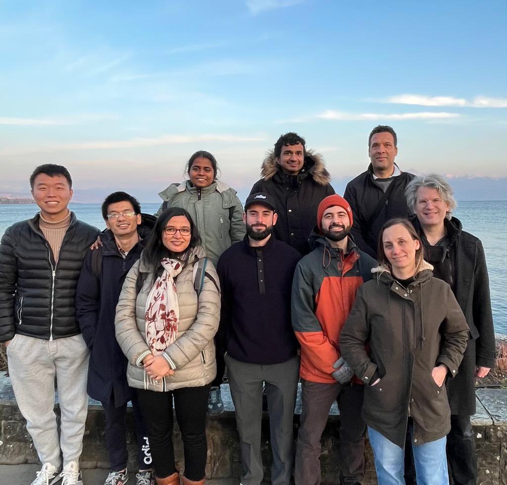 NehaRai_15's tweet photo. #latepost 
Lab outing and a visit to Morges.
Nice food and great company. 
@roman_ulm 
@EDemarsy @LiangYuanke @HuZhoubo @__Bikram @RuchaCoolkarni 
#unige #labouting #morges #switzerland https://t.co/m4Ol1yqSQt