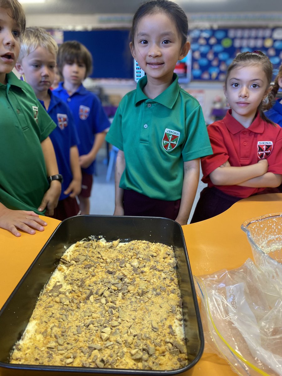 mglanville95's tweet photo. ✨Wondering Wednesday✨When a child’s wonder question is ‘How is ice cream made?’ WE MAKE ICE CREAM! We investigated how ice cream is made in factories for shops and how it can be made at home. We made a simple ice cream recipe at school! It was 🤤! #TRUEInquiry @St_Peters_P_S https://t.co/jozCajnnC8