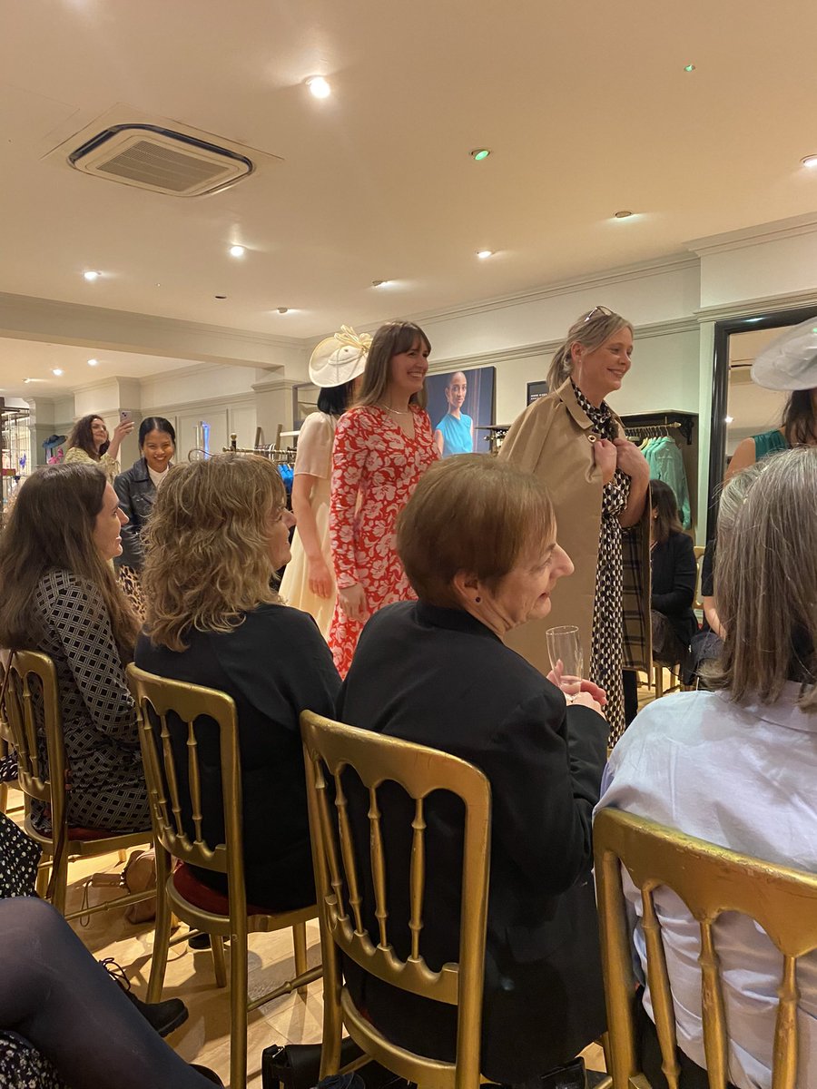 Thank you so much to the <a href="/quantuma1/">Quantuma</a> team for such a wonderful event yesterday evening at <a href="/Hobbs_London/">Hobbs London</a> in Guildford! A fabulous opportunity to network, have a glass of fizz and admire the new SS23 collection! 🥂