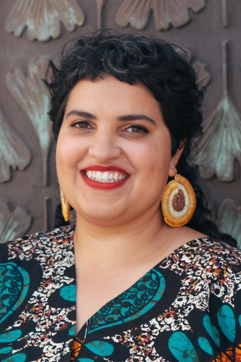 CCRB27's tweet photo. #MeetCCRB is back. Qamariya Nasrullah from the land down under. has recently joined the #TuckerLab. @qamnas focuses on 🦷 regeneration in vertebrates 🦘🐍. When not tending to precious TC 🧫, she enjoys skating, sewing and karaoke #WomeninStem #EvoDevo #Regeneration #Teeth https://t.co/c0Lj6k4ifn