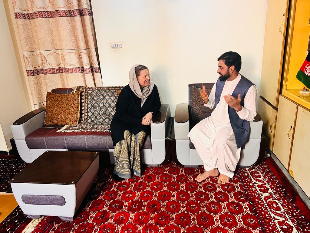 halime_madina's tweet photo. Everyone have responsibility work, write and support the all girls specially Afghan girl and thanks special for those man support girls.
Thanks from those organisations which don't forget Afghan girls.
@PenPath1
#PenPathGirlsEduCampaign https://t.co/sNifegRfMp